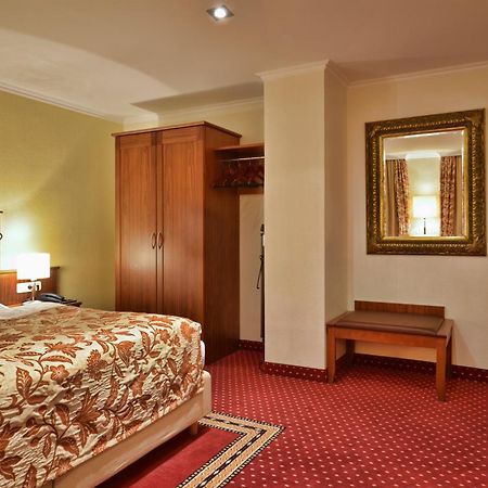 Europaeischer Hof (Adults Only) Munich Room photo